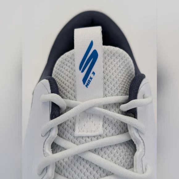 Skechers Go Golf Max 3 Size 9 ArchFit Waterproof Men's White and Navy Sneakers